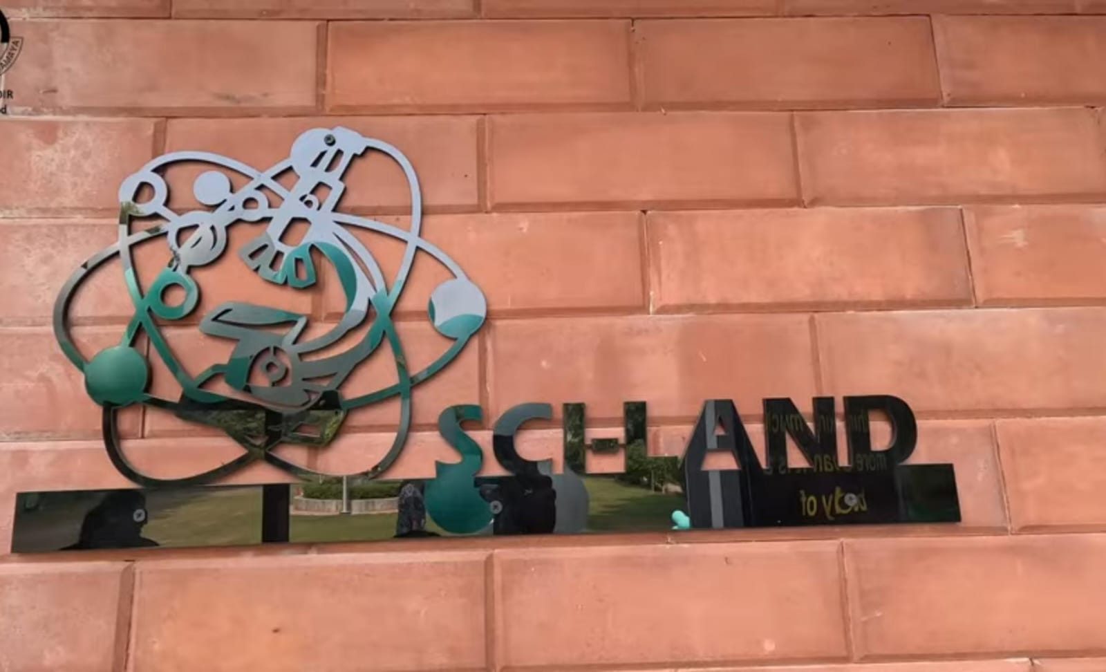 SCI-LAND, image 5