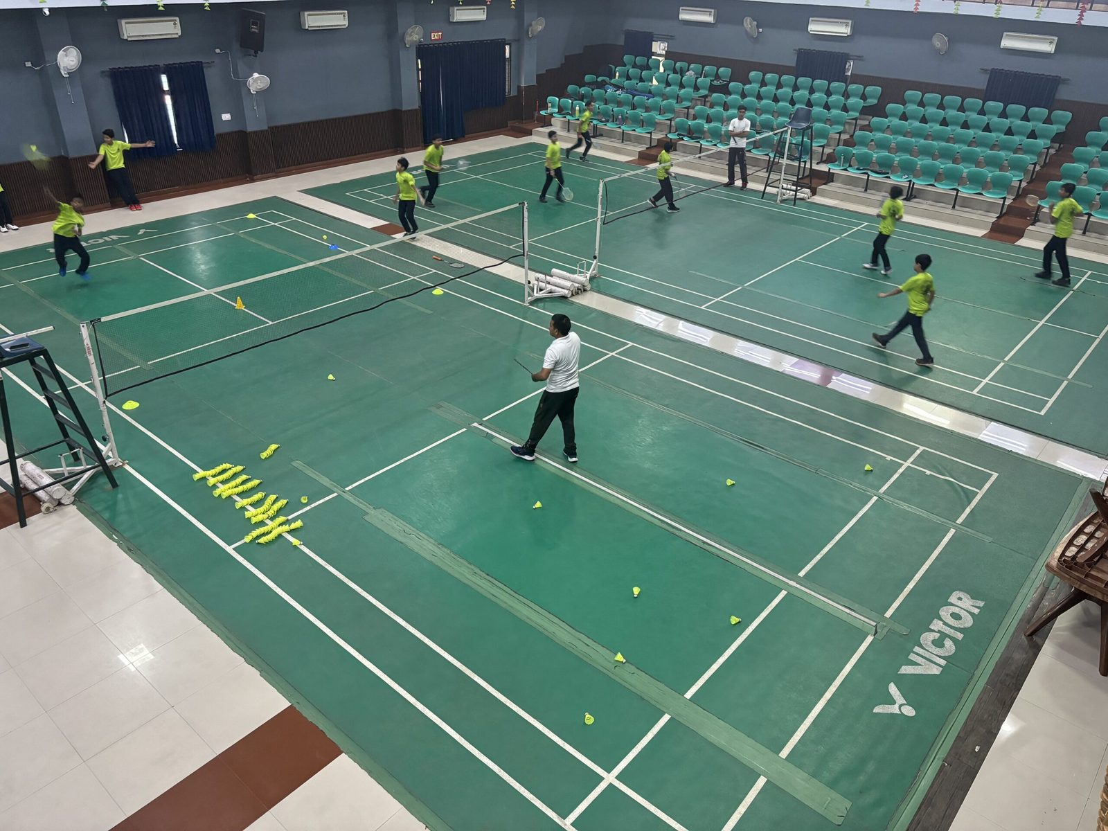 Badminton